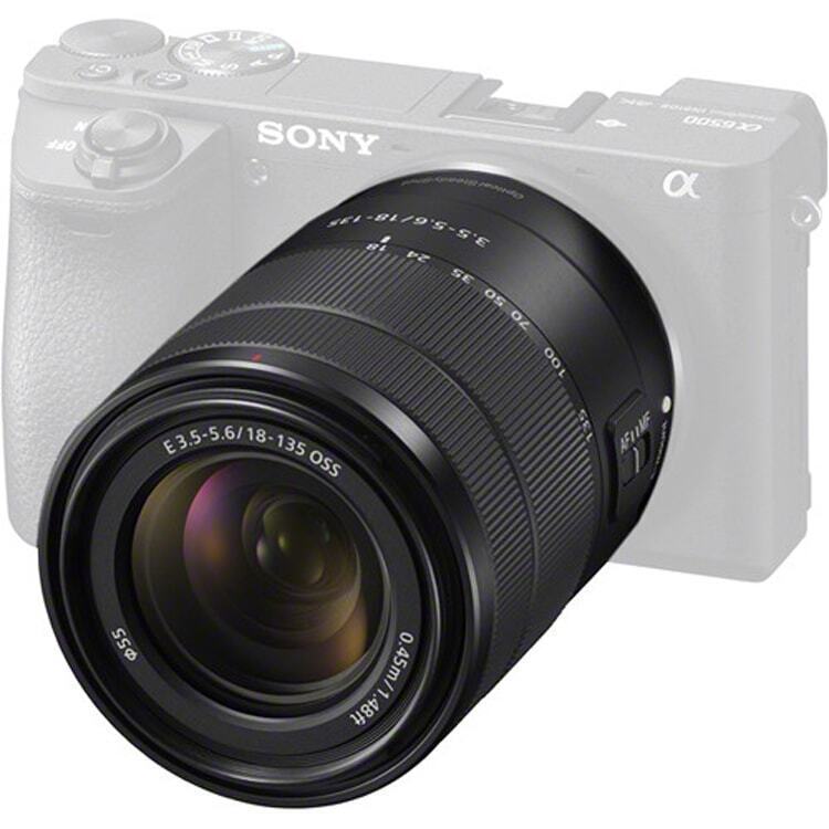 لنز سونی Sony E 18-135mm f/3.5-5.6 OSS برای چه کسانی مناسب است ؟
