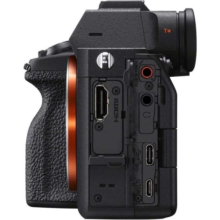 نبرد سینماگران: Sony FX30 در مقابل Sony A7 IV برای فیلمبرداری عروسی