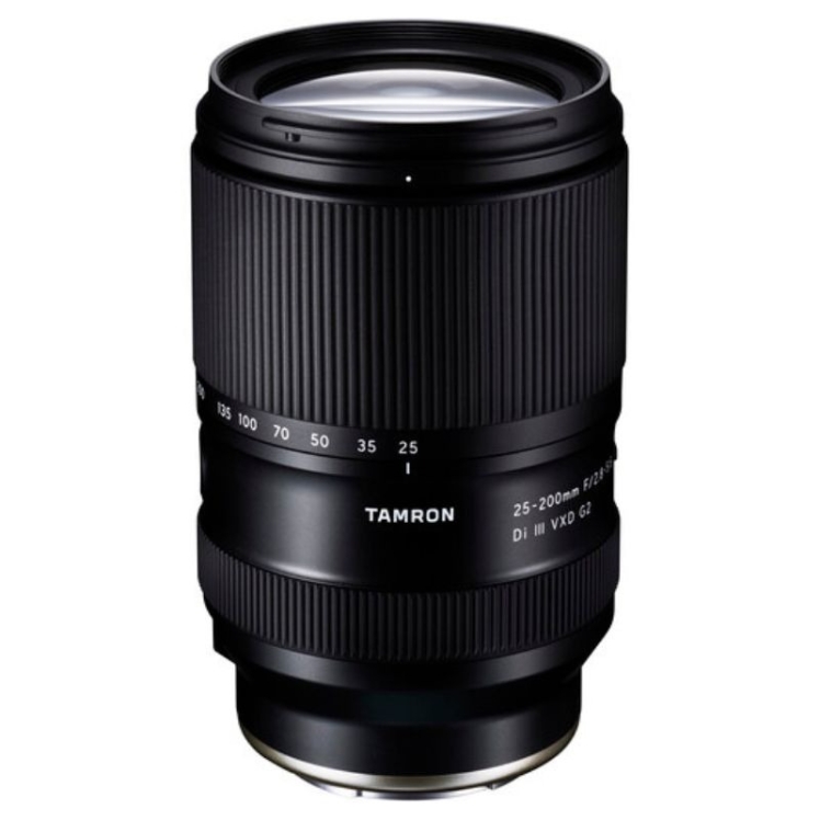 چگونه با Tamron 25-200mm F2.8-5.6 Di III VXD G2 سفر و عکس مدلینگ انجام دهیم؟