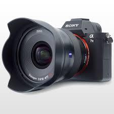 انتخاب لنزهای زایس برای فیلمبرداری حرفه‌ای با دوربین های سونی Sony Alpha