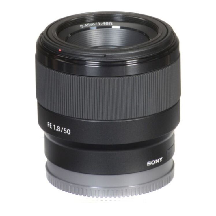 راهنمای خرید لنز Sony FE 50mm f/1.8؛ پرایم اقتصادی اما دقیق برای فول‌فریم‌های سونی
