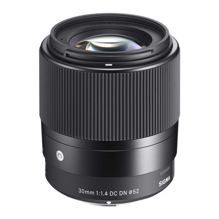 Sigma 30mm f/1.4 DC DN